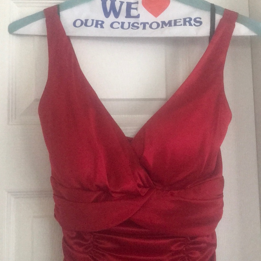Dress - Picture 2 of 2